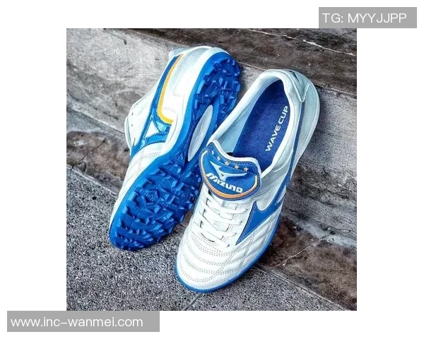 足球鞋鞋跟设计的重要性与对运动表现的影响分析